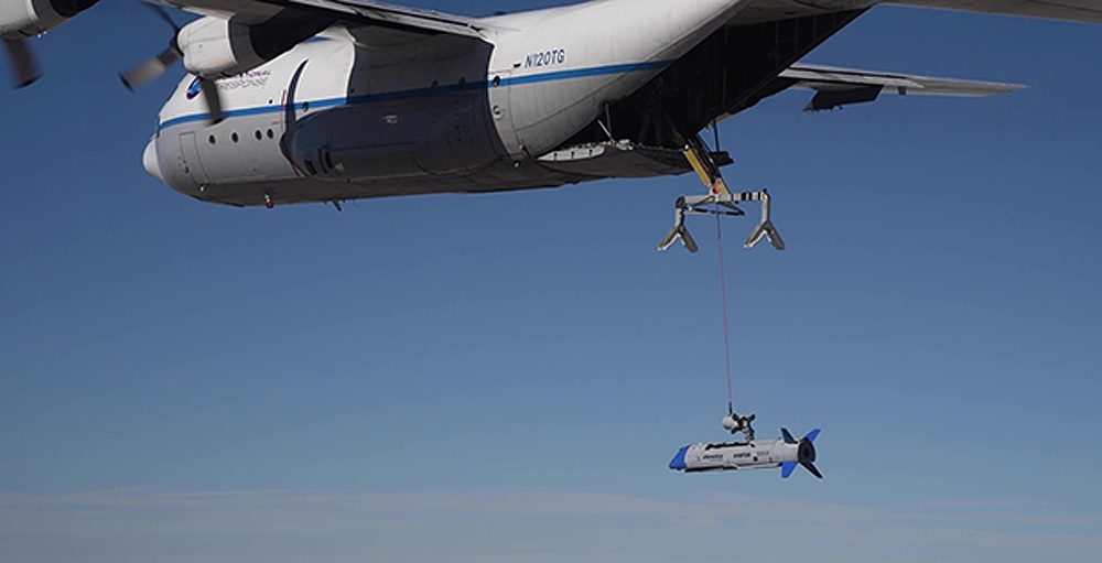 ΗΠΑ-DARPA: ΕΠΙΤΥΧΗΣ ΑΝΑΚΤΗΣΗ ΕΝΟΣ ΕΝΑΕΡΙΟΥ ΟΧΗΜΑΤΟΣ X-61A Gremlins Air Vehicle (GAV) ΑΠΟ Α/ΦΟΣ C-130A Hercules